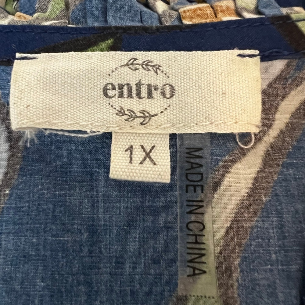 Entro Women's 1X Blue Floral Print Ruffle Neck 3/4 Sleeve Boho Tunic/Top - Picture 5 of 7